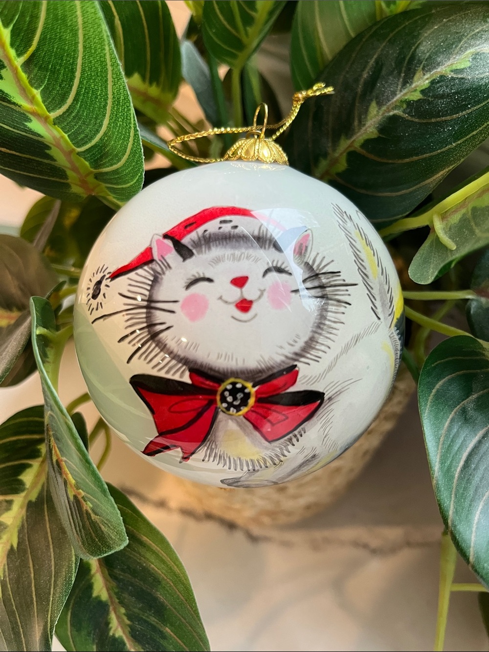 Pier 1 White Cat Ornament with Red Bow